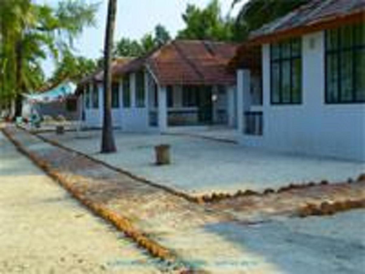 Kadmath Beach Resort Kadmath Island Exterior photo